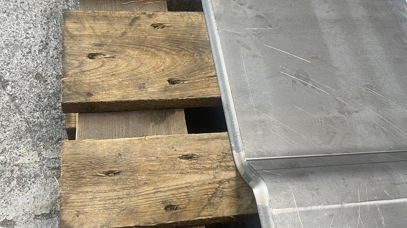 Gekantetes Blechprofil im Detail